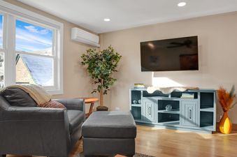 Resort Plaza 5058