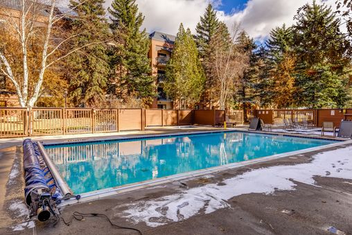 Outdoor Community Pool