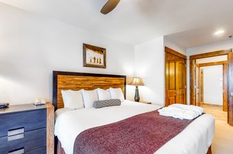 12 BlueSky Breckenridge 405
