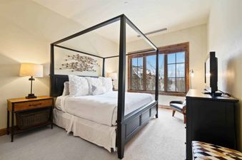 18 Beaver Creek Landing A207