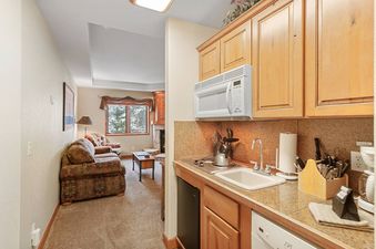 Riverbend Lodge 209 Studio