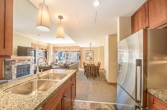 Capitol Peak Lodge 3211