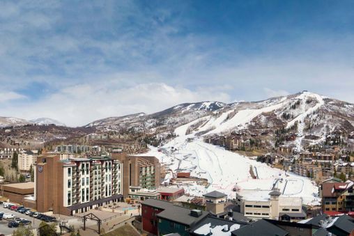 Ski-in Ski-out access