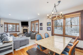 Bear Creek Lodge 112A