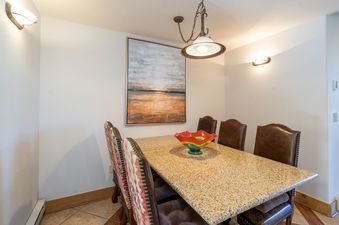 Bear Creek Lodge 210