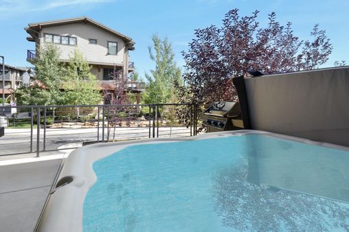 Private Hot Tub