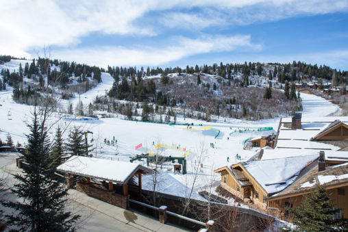 Deer Valley’s base lodge, express chairlifts, ski school and rentals right out your door.