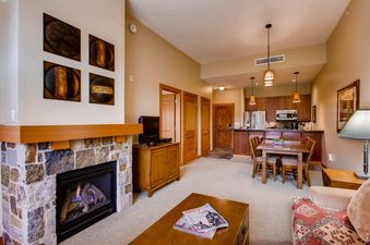Capitol Peak Lodge 3123