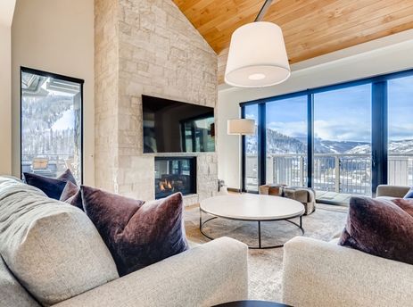 01 Living Room