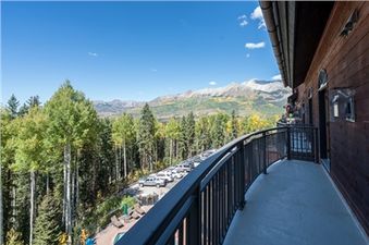 Bear Creek Lodge 407