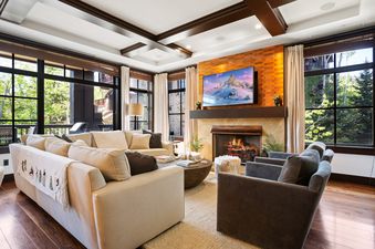 02 Living Room