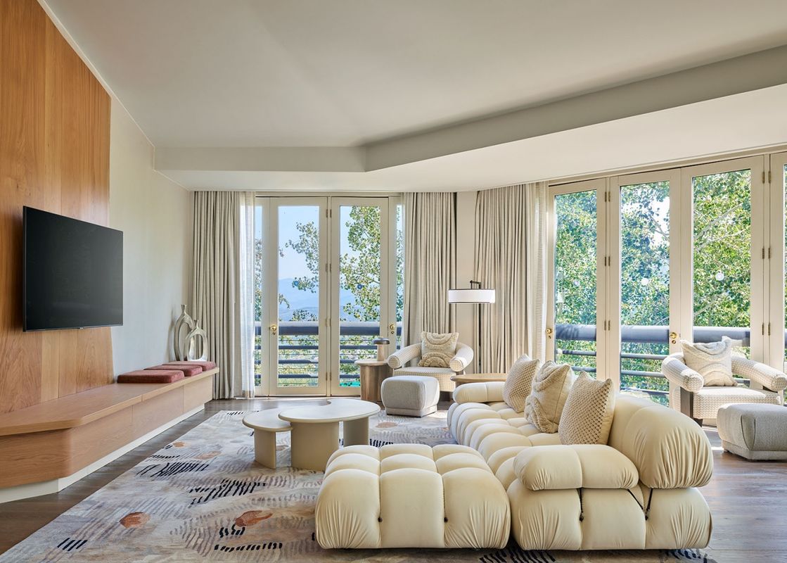 12 Viewline Snowmass Penthouse Suite