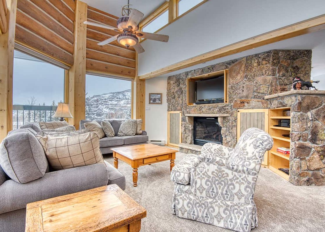 307-VailSpa Living-4