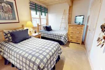 04 Three Bedroom Deluxe Bedroom