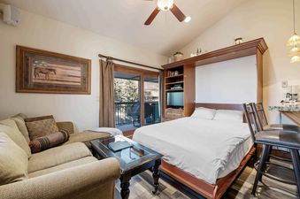 Lodge at Lionshead 340