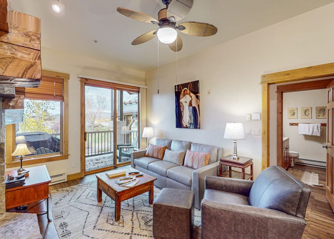 Cozy living room area at EagleRidge Lodge 311.