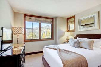 10 Ritz Carlton Vail 200