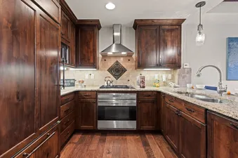 09 Slopeside Centric 202 KItchen