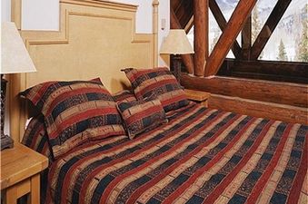 Mountain Lodge 3 Bedroom Luxury Cabin