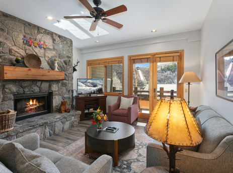 Trails End Lodge 401