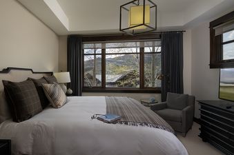 15 Western Winds Lodge