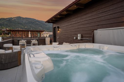 Private Hot Tub