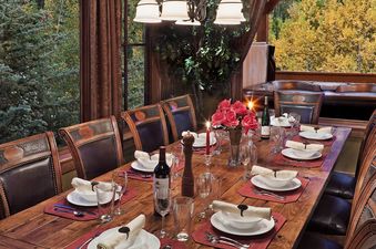 04 Dining Room with seating for 10