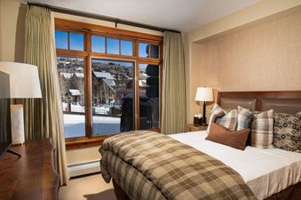 08 Ritz-Carlton Powder Peak Haven