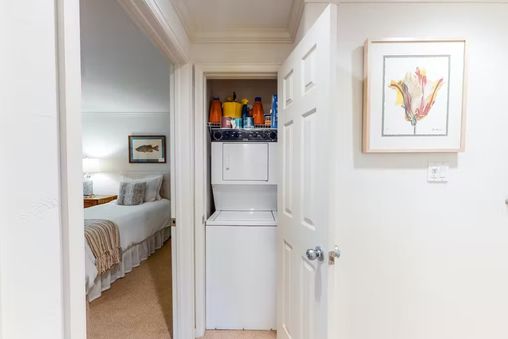 In-residence Washer and Dryer