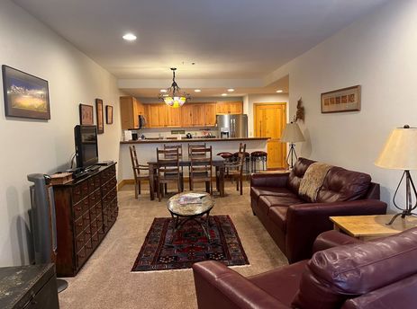 Bear Creek Lodge 108A