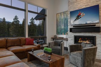 02 Living Room