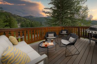 Outdoor grilling deck
