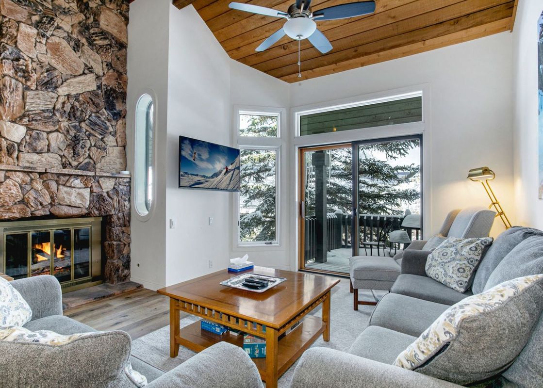 01 Ridgepoint Townhome 82