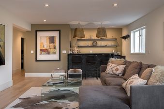 The Ethereal Lodge lounge boasts a wet bar.