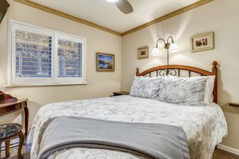 14 Bedroom