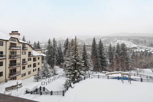 Ski-in Ski-out access