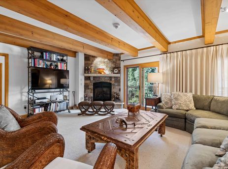 Lodge at Lionshead 160A