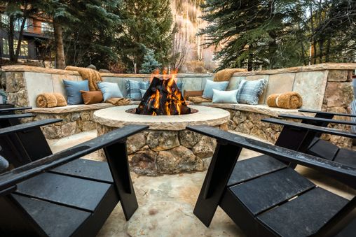 Outdoor Fire Pit