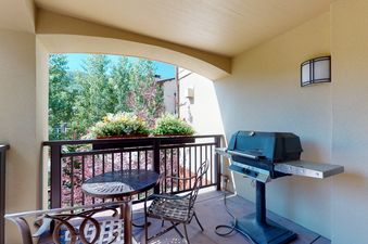 15 Lion Square North 290 Vail