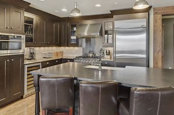 Edgemont 2402