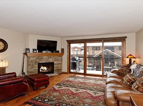 Crestwood One Bedroom Premier