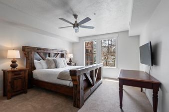 Town Pointe B205