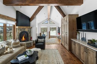 06 Cabin Hollow 11