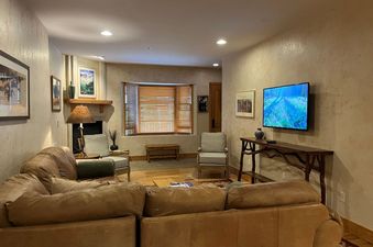 Bear Creek Lodge 107