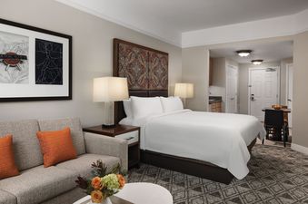 Marriotts Summit Watch Guest Room