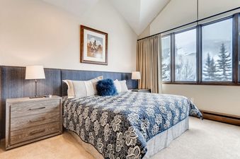 12-Highlands-Lodge-403