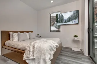 09 Bedroom