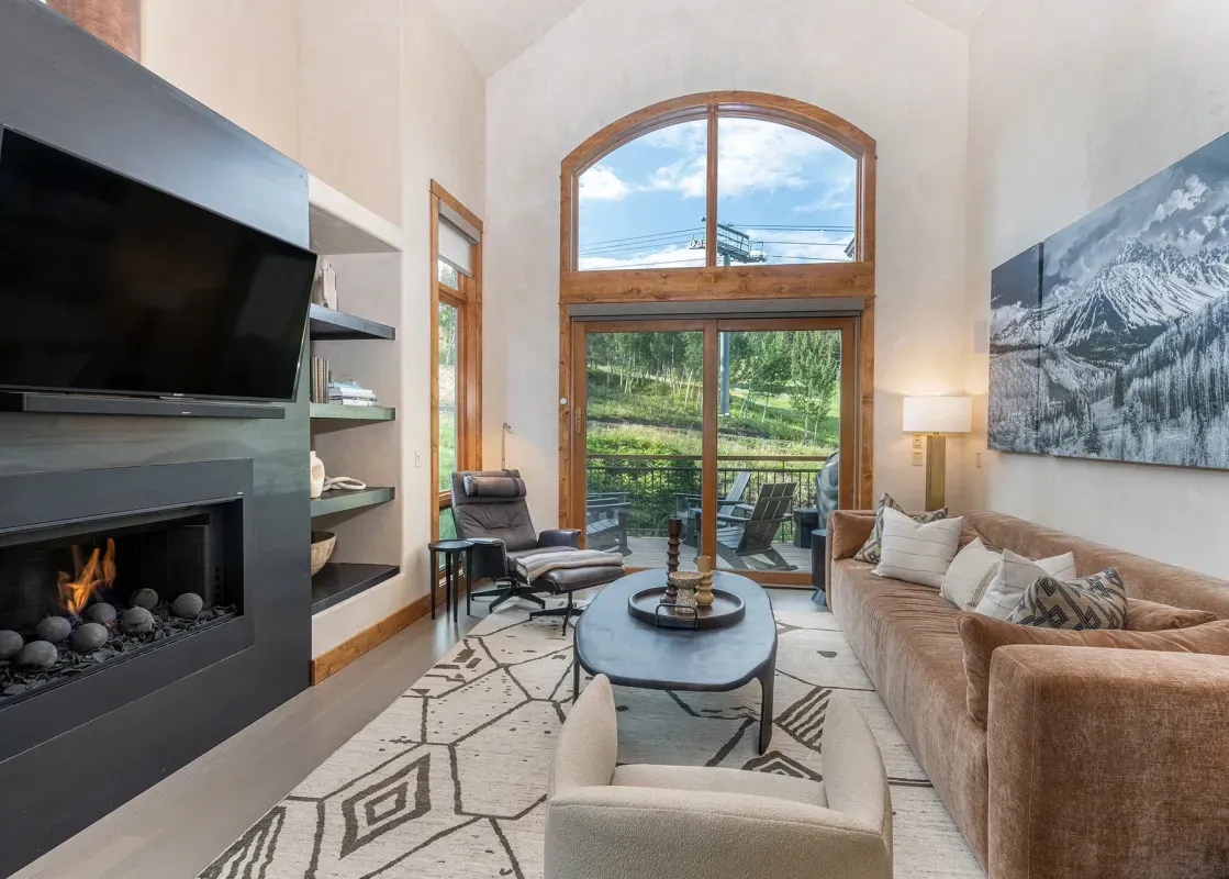 01 Brightside Chalet