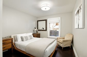 12 107 Park Avenue