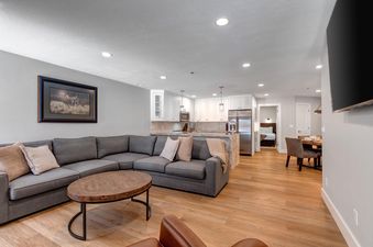 Silver Cliff Village 103